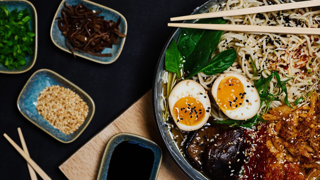 una ciotola di ramen dal gusto umami