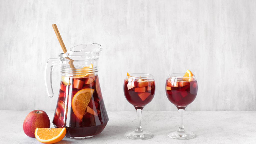 Come fare la sangria? Ingredienti e origine | Callmewine