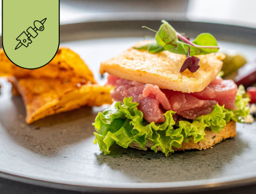 tartare di tonno con lattuga e cialda di mais-copertina